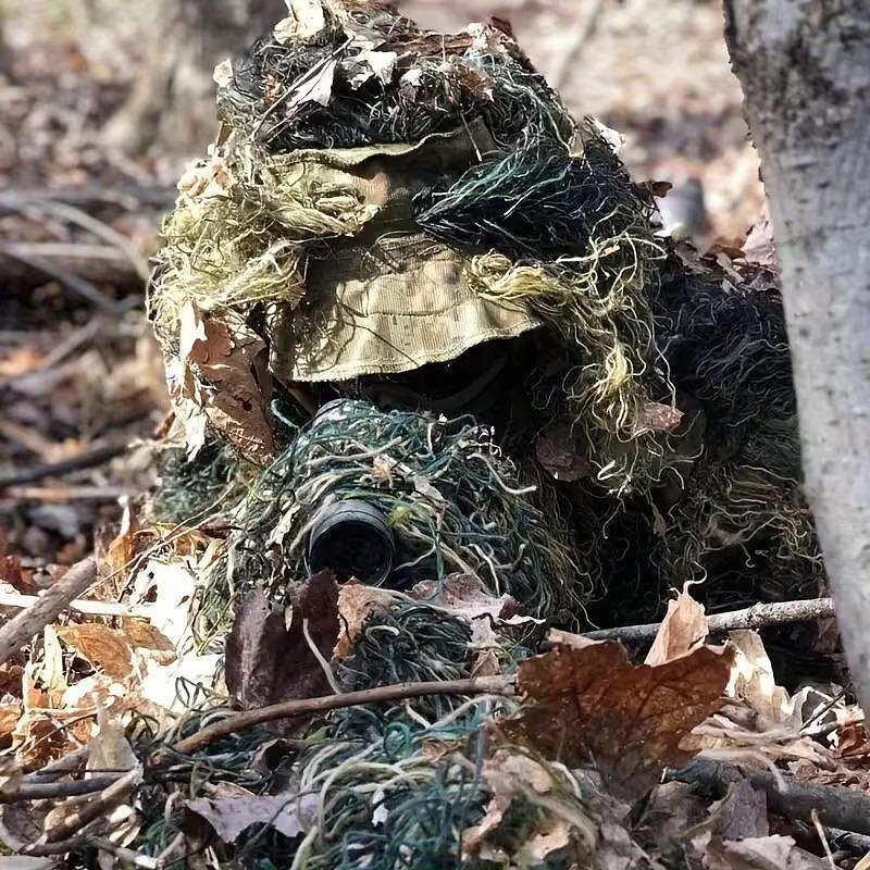 Acoperire camuflaj tip Ghillie pentru armă