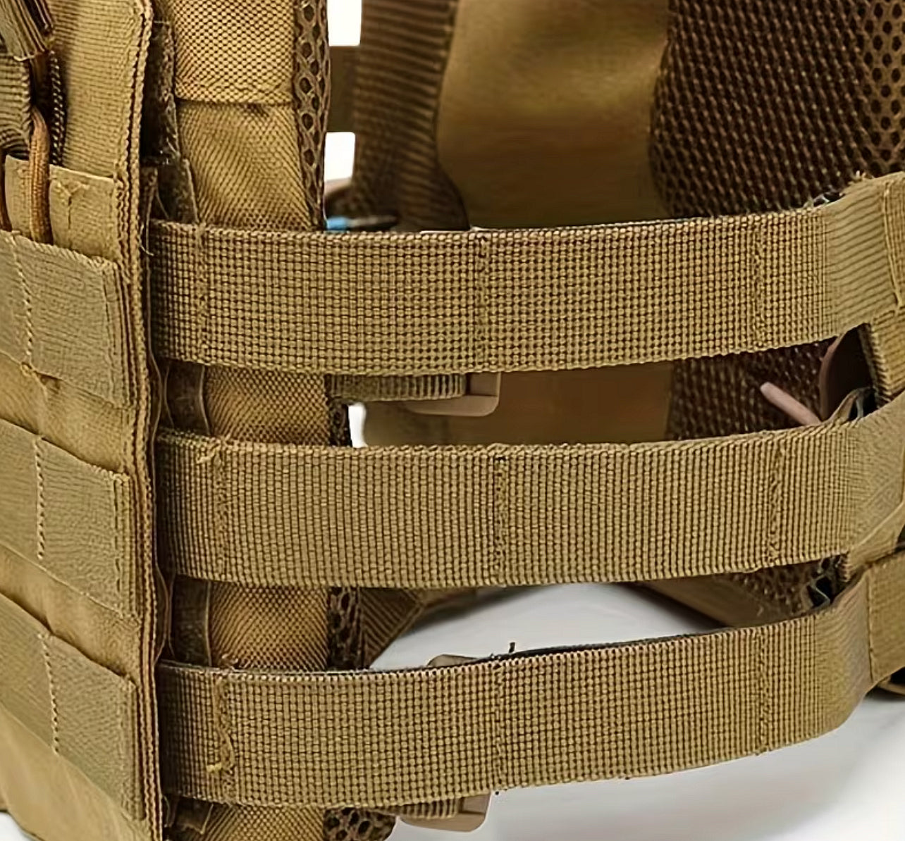 Vestă tactică Plate Carrier, sistem MOLLE, reglabilă
