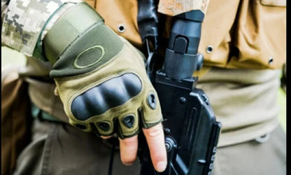 Mănuși tactice fără degete, cu protecții